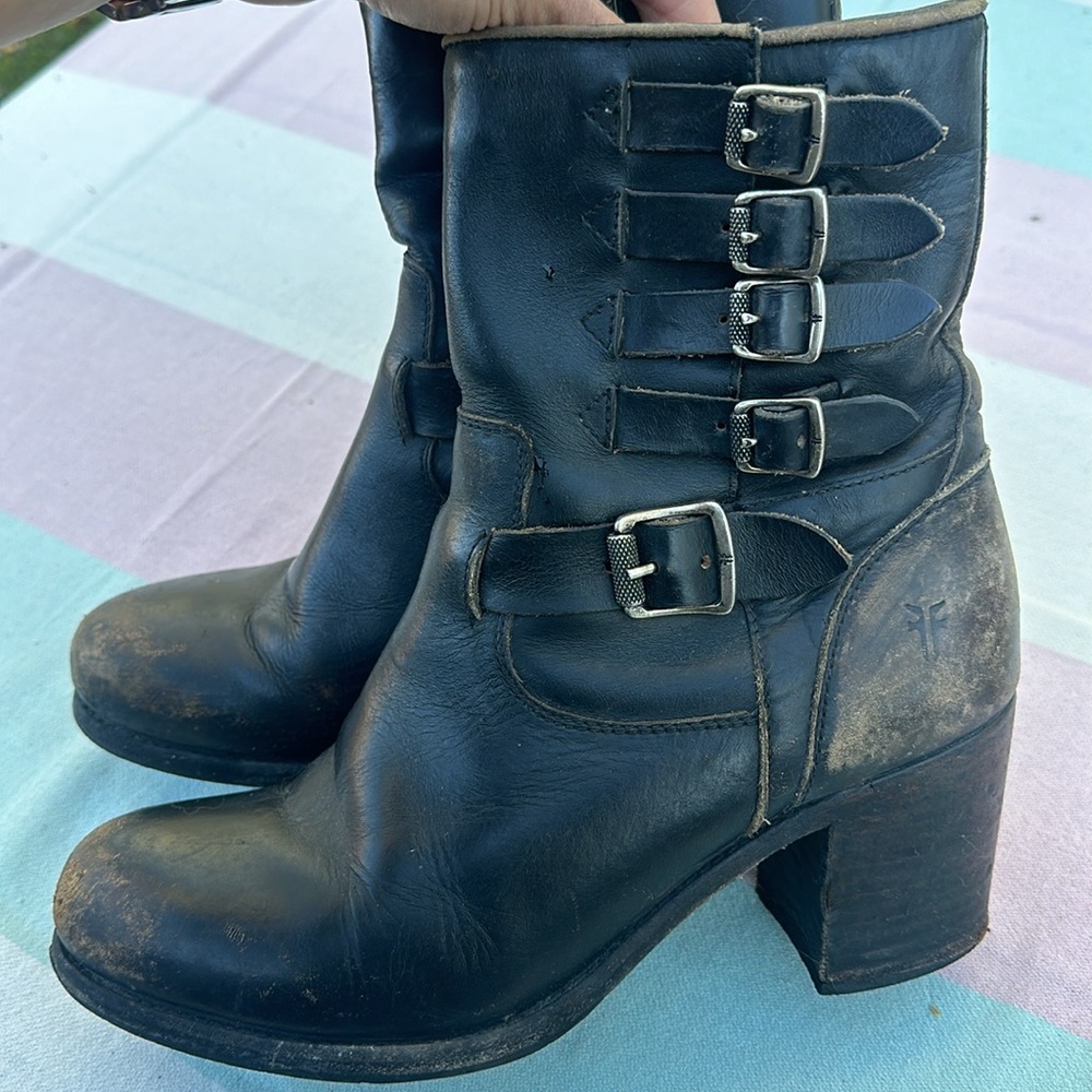 Frye Kelly Belted Short Distressed Harness Boot Women’s Size 9